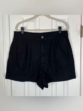 Joie Linen Blend Black Pleated Shorts